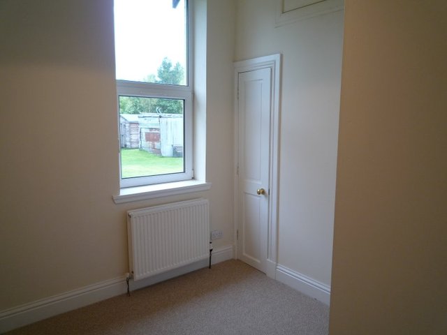  Image of 2 bedroom Cottage to rent in West Calder EH55 at West Calder West Lothian West Lothian, EH55 8RQ