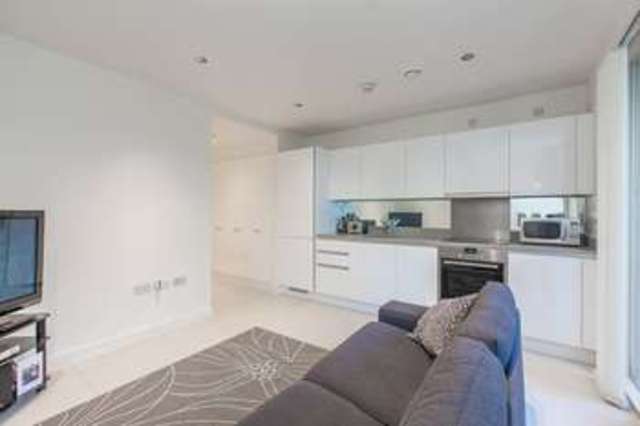  Image of Flat for sale in Cobblestone Square London E1W at Binnacle House  Wapping, E1W 3AR