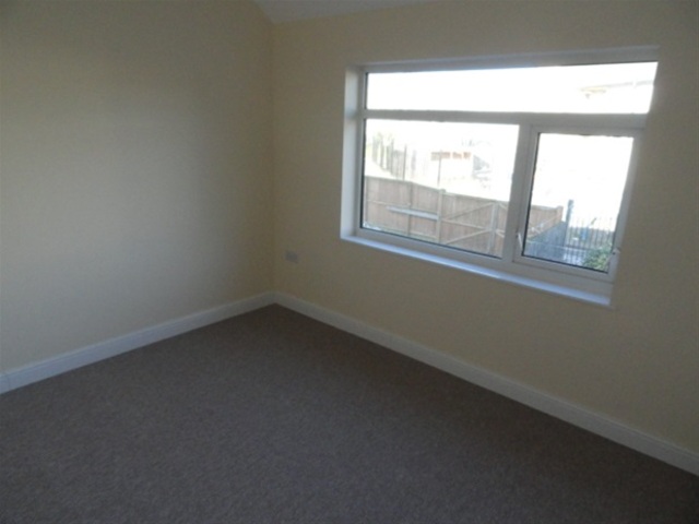  Image of 3 bedroom Property for sale in Lymington Drive Bradford BD4 at Bradford, BD4 9HA