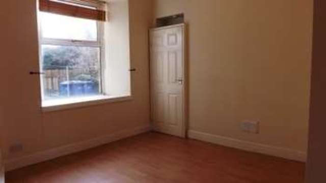  Image of 1 bedroom Flat for sale in Seedhill Road Paisley PA1 at 24 Seedhill Road  Paisley, PA1 1SA