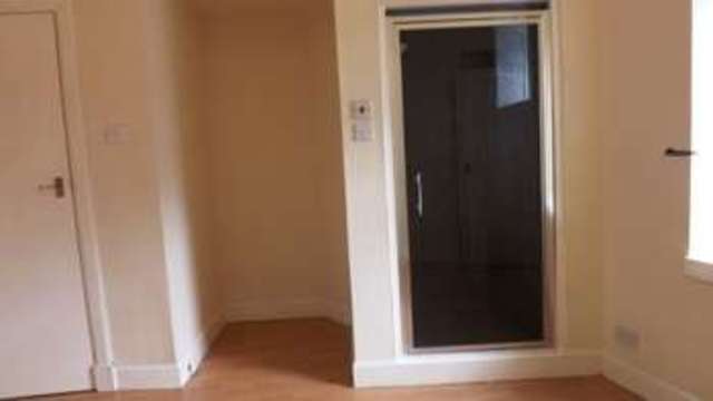  Image of 1 bedroom Flat for sale in Seedhill Road Paisley PA1 at 24 Seedhill Road  Paisley, PA1 1SA