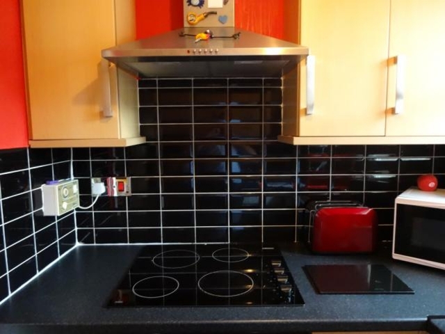  Image of 1 bedroom End of Terrace for sale in Shelley Gardens Dundee DD3 at Dundee, DD3 6QL