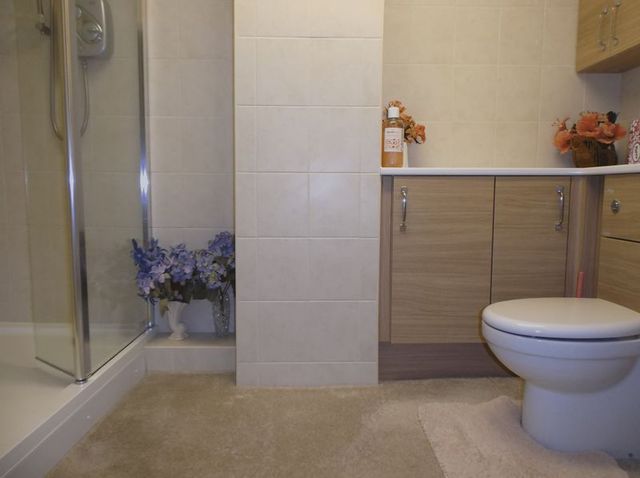  Image of 1 bedroom Flat for sale in Abbeydale Road South Sheffield S7 at 60 Abbeydale Road South  Sheffield, S7 2PZ