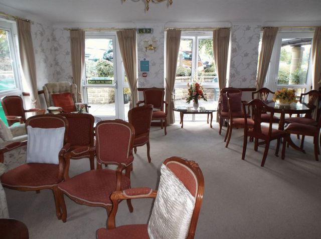  Image of 1 bedroom Flat for sale in Abbeydale Road South Sheffield S7 at 60 Abbeydale Road South  Sheffield, S7 2PZ