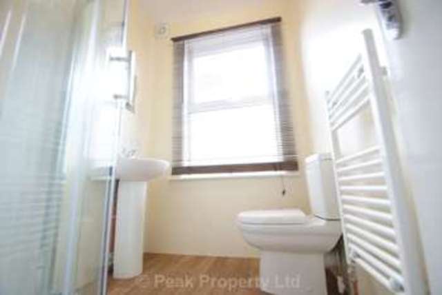  Image of 4 bedroom House Share to rent in Gordon Road Southend-on-Sea SS1 at Gordon Road  Southend On Sea, SS1 1NJ
