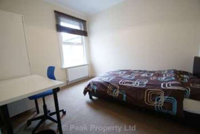  Image of 4 bedroom House Share to rent in Gordon Road Southend-on-Sea SS1 at Gordon Road  Southend On Sea, SS1 1NJ