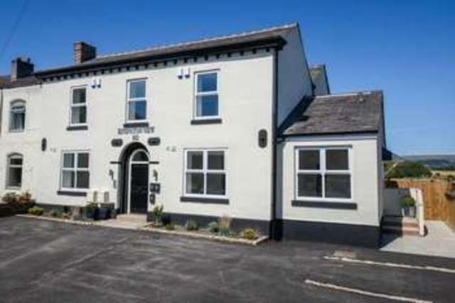  Image of 2 bedroom Flat for sale in Bolton Road Aspull Wigan WN2 at 482 Bolton Road Aspull Wigan, WN2 1PX