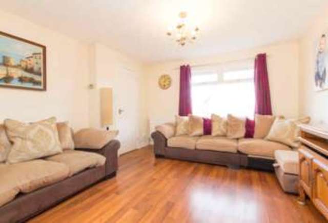  Image of 3 bedroom End of Terrace for sale in The Murrays Brae Edinburgh EH17 at The Murrays Brae  Edinburgh, EH17 8UF