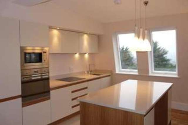  Image of 2 bedroom Detached house for sale in Queens Road Ilkley LS29 at Queens Road Ilkley Ilkley, LS29 9QL