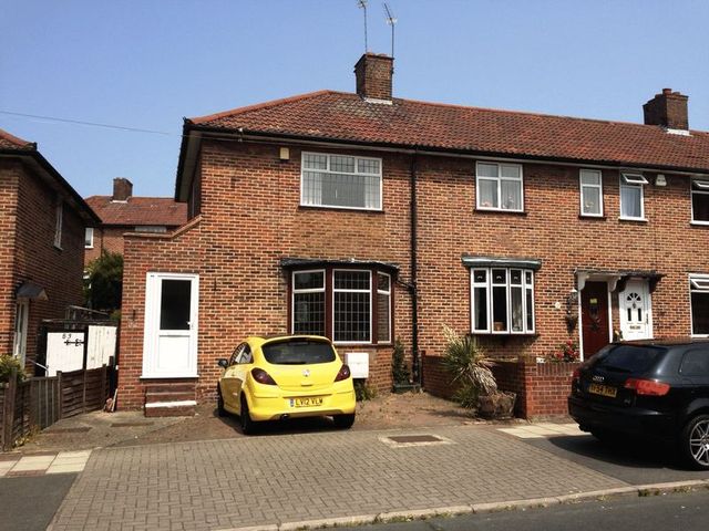  Image of 2 bedroom Detached house to rent in Ravensworth Road London SE9 at Ravensworth Road  London, SE9 4LX