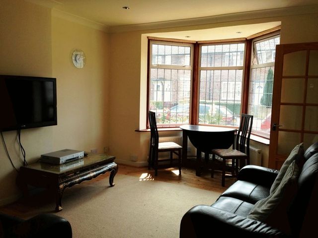  Image of 2 bedroom Detached house to rent in Ravensworth Road London SE9 at Ravensworth Road  London, SE9 4LX
