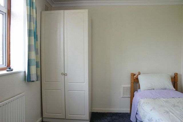  Image of 2 bedroom Detached house to rent in Ravensworth Road London SE9 at Ravensworth Road  London, SE9 4LX