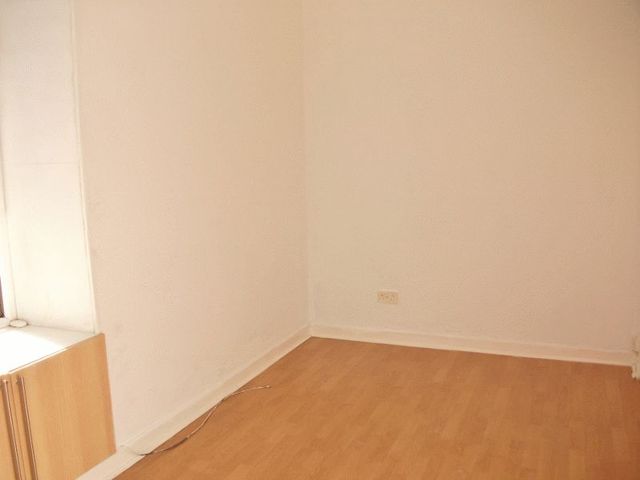  Image of 1 bedroom Flat for sale in West Johnstone Street Alva FK12 at West Johnstone Street  Alva, FK12 5BD