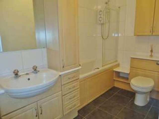  Image of 1 bedroom Flat for sale in Queen Street Alva FK12 at Queen Street  Alva, FK12 5AX