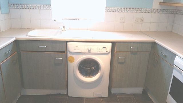  Image of 2 bedroom Flat to rent in Aaron Hill Road London E6 at Aaron Hill Road  London, E6 6NJ