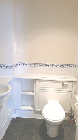  Image of 2 bedroom Flat to rent in Aaron Hill Road London E6 at Aaron Hill Road  London, E6 6NJ