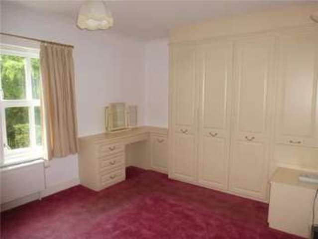  Image of 2 bedroom Retirement Property for sale in Riddings Road Ilkley LS29 at Riddings Road Ilkley Ilkley, LS29 9TJ
