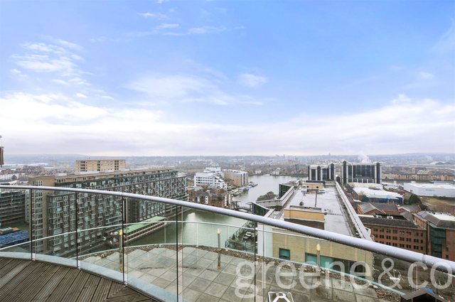  Image of 2 bedroom Detached house to rent in Millharbour London E14 at 37 Millharbour Canary Wharf London Arena, E14 9DL