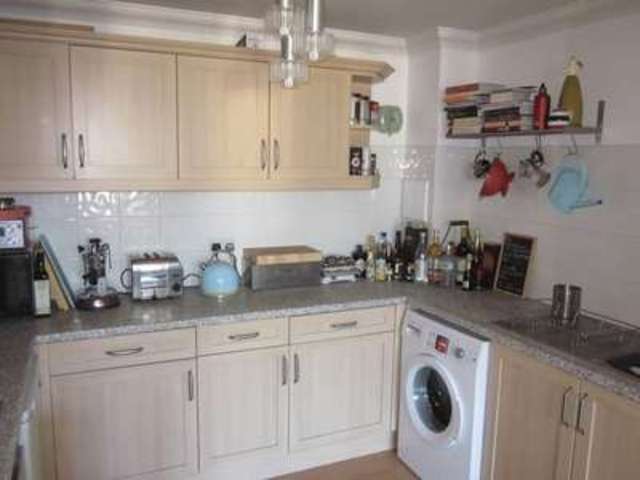  Image of 1 bedroom Flat for sale in Stoke Newington High Street London N16 at Stoke Newington High Street  London, N16 7HF