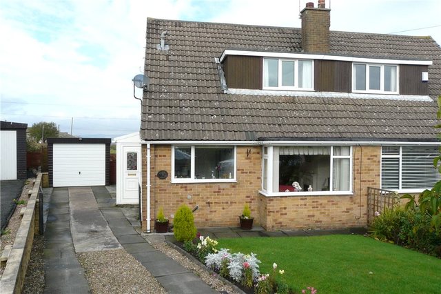  Image of 2 bedroom Detached house for sale in Acacia Drive Allerton Bradford BD15 at Allerton Bradford Allerton, BD15 9JY