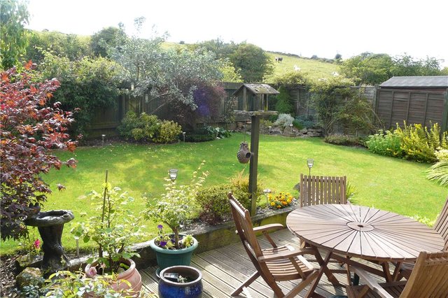  Image of 4 bedroom Detached house for sale in Acacia Drive Allerton Bradford BD15 at Sandy Lane Bradford Allerton, BD15 9JY
