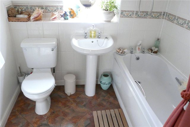  Image of 4 bedroom Detached house for sale in Acacia Drive Allerton Bradford BD15 at Sandy Lane Bradford Allerton, BD15 9JY