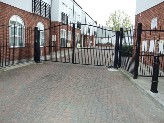  Image of 3 bedroom Detached house for sale in Adcocks Close Loughborough LE11 at Adcocks Close  Loughborough, LE11 1HZ