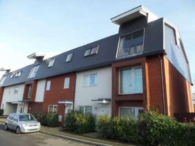  Image of 2 bedroom Flat for sale in Addenbrookes Road Newport Pagnell MK16 at Newport Pagnell, MK16 9FD