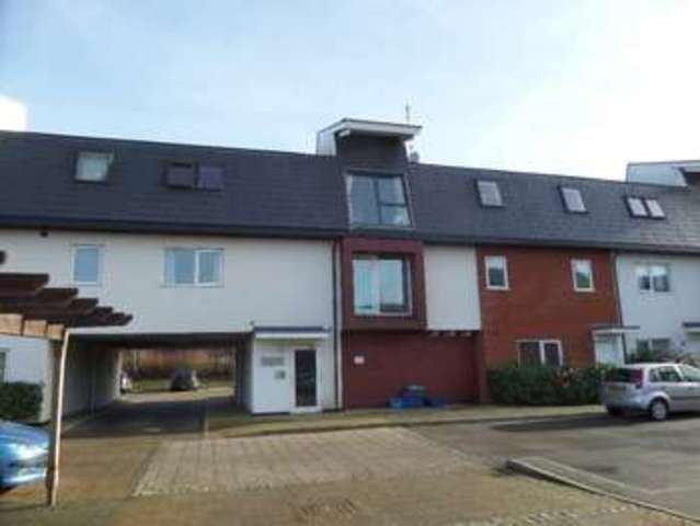  Image of 2 bedroom Flat for sale in Addenbrookes Road Newport Pagnell MK16 at Newport Pagnell, MK16 9FD