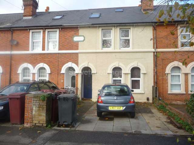  Image of 7 bedroom Detached house to rent in Addington Road Reading RG1 at Addington Road  Reading, RG1 5PZ