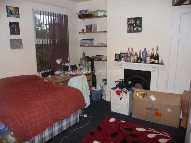  Image of 7 bedroom Detached house to rent in Addington Road Reading RG1 at Addington Road  Reading, RG1 5PZ