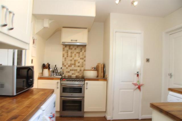  Image of 3 bedroom Terraced house for sale in Aire View Yeadon Leeds LS19 at Yeadon Leeds Yeadon, LS19 7TL