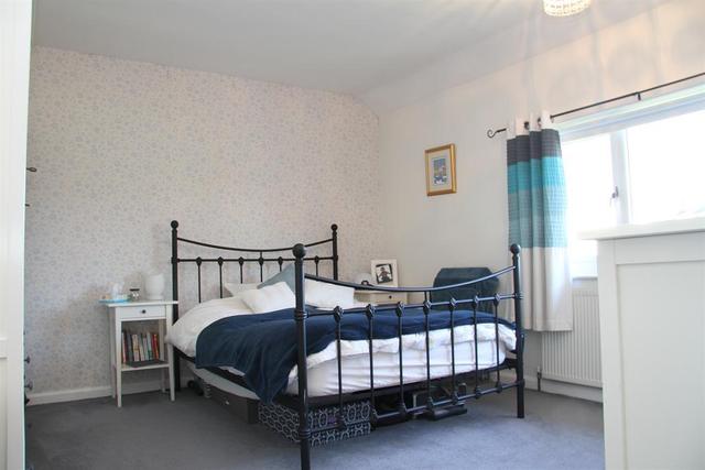  Image of 3 bedroom Terraced house for sale in Aire View Yeadon Leeds LS19 at Yeadon Leeds Yeadon, LS19 7TL