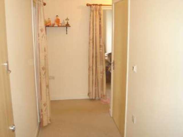  Image of 2 bedroom Flat for sale in Kenton Road Harrow HA3 at Kenton Road  Harrow, HA3 9BH