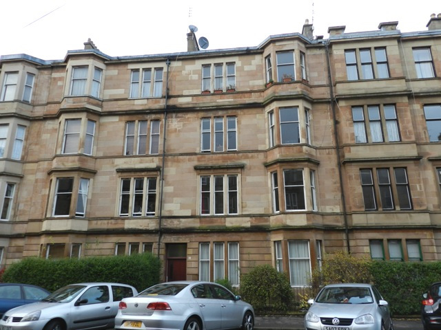 Image of 2 bedroom Flat to rent in Albert Avenue Glasgow G42 at Queens Park Glasgow Glasgow, G42 8RE