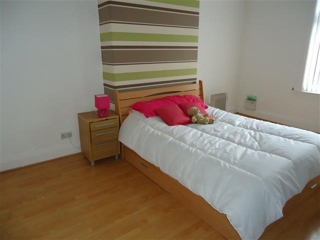  Image of 4 bedroom Semi-Detached house to rent in Albert Drive Liverpool L9 at Orrel Park  Liverpool, L9 8BQ