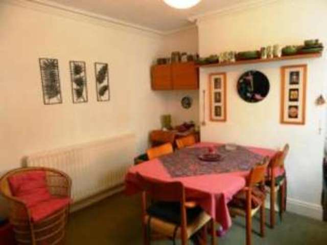  Image of 3 bedroom Terraced house for sale in Albert Street Warwick CV34 at Warwick Warwickshire Warwick, CV34 4JX