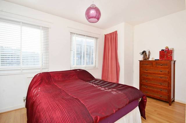  Image of 3 bedroom Flat for sale in Albion Grove London N16 at Albion Grove  Stoke Newington, N16 8RE