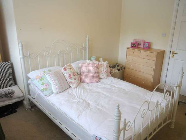  Image of 10 bedroom Detached house to rent in Alexandra Road Reading RG1 at Alexandra Road  Reading, RG1 5PE