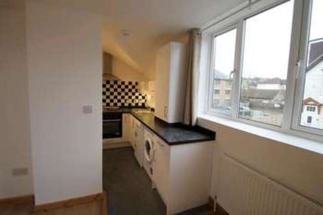  Image of 2 bedroom Flat to rent in Alfred Road Sutton SM1 at 1 Alfred Road  Sutton, SM1 4RR