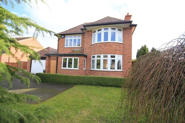  Image of 4 bedroom Detached house for sale in Alkington Road Whitchurch SY13 at Alkington Road  Whitchurch, SY13 1TD