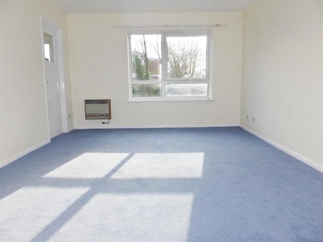  Image of 2 bedroom Flat to rent in All Saints Road Sutton SM1 at Sutton Surrey Sutton, SM1 3DB