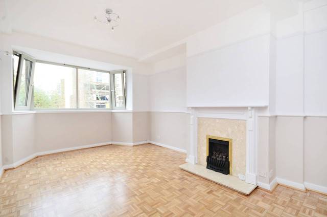  Image of 3 bedroom Flat for sale in Allen Road London N16 at Allen Road  Stoke Newington, N16 8SB
