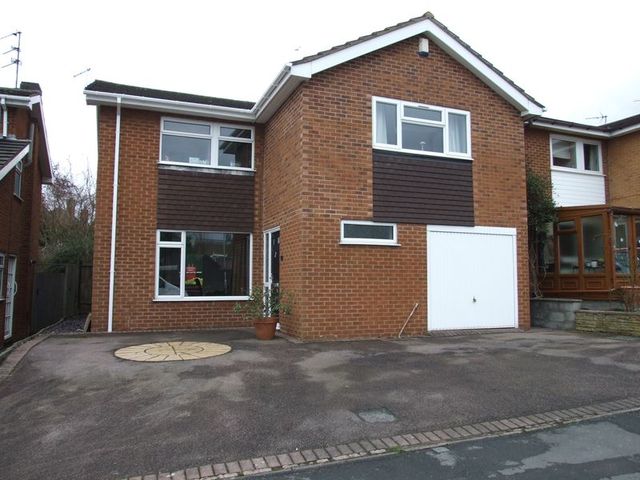  Image of 5 bedroom Detached house for sale in Althorpe Drive Loughborough LE11 at Althorpe Drive  Loughborough, LE11 4QU