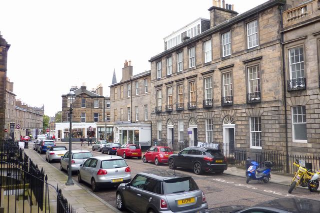  Image of 2 bedroom Flat to rent in Alva Street West End Edinburgh EH2 at West End Edinburgh Edinburgh, EH2 4PY