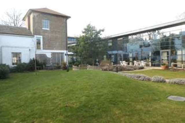 Image of 1 bedroom Flat for sale in Union Place Broadwater Worthing BN11 at Union Place Worthing Worthing, BN11 1AH