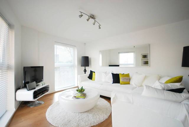  Image of 2 bedroom Flat for sale in Amhurst Road London E8 at Amhurst Road  Shacklewell, E8 2BS