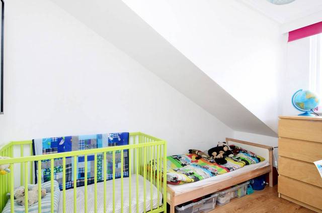  Image of 2 bedroom Flat for sale in Amhurst Road London N16 at Amhurst Road  Stoke Newington, N16 7UX