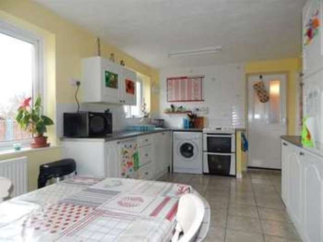  Image of 2 bedroom Semi-Detached house for sale in Ancastle Avenue Castle Cary BA7 at Castle Cary, BA7 7JE