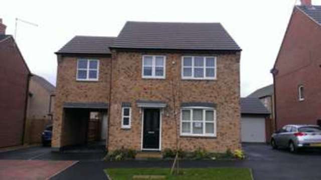  Image of 4 bedroom Detached house to rent in Anglian Way Coventry CV3 at Stoke Coventry Binley, CV3 1PB